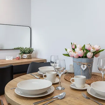 Appartement 300 Planeta Z Garazem *