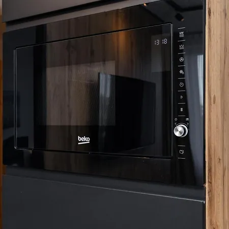 아파트 300 Planeta Z Garazem *